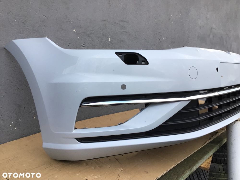 Zderzak przedni VW Golf Vll 7 Lift - 2
