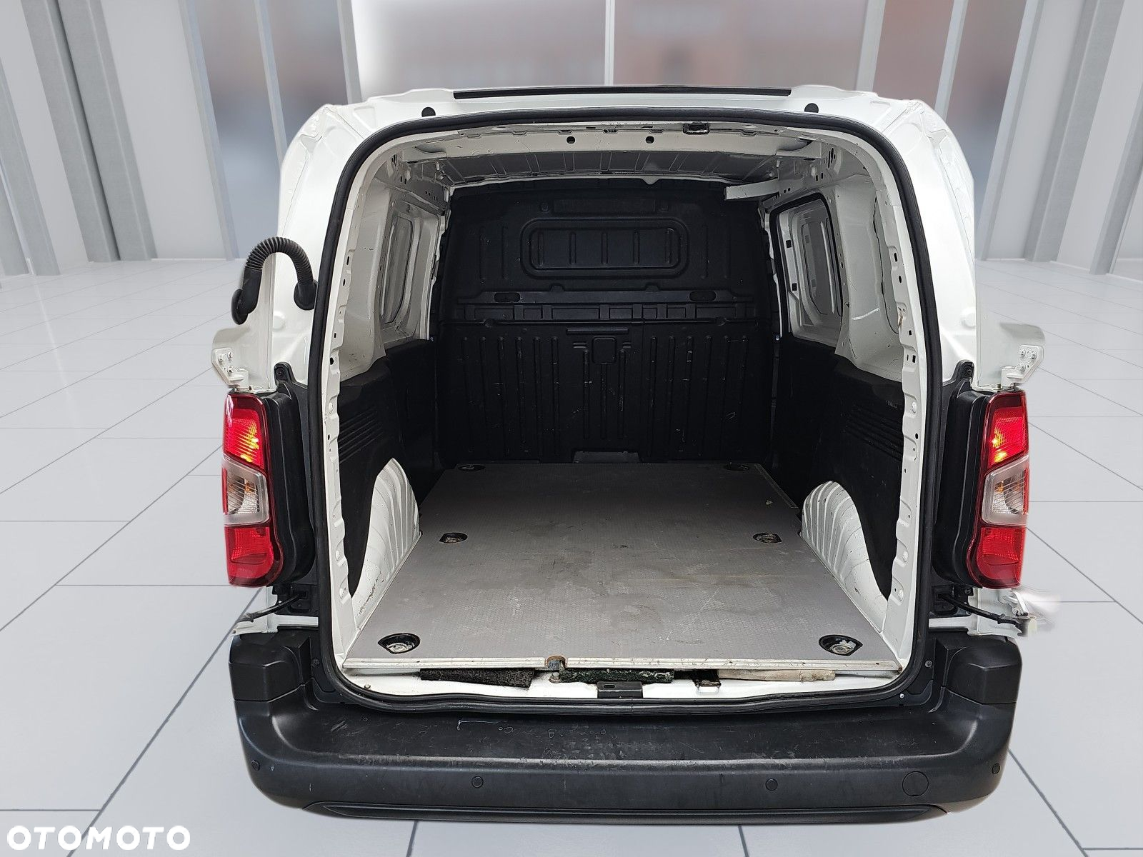 Toyota ProAce 2.3T 1.5 D-4D 75KM std Furgon Active - 18