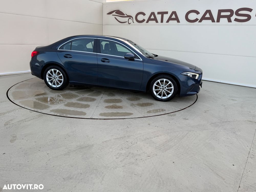 Mercedes-Benz A 180 d Sedan Aut. - 14
