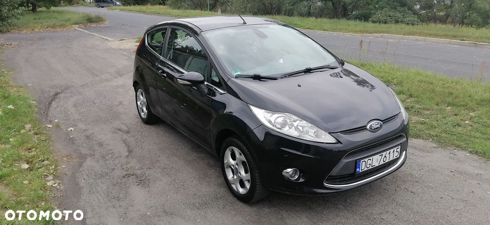 Ford Fiesta 1.25 Ambiente EU5 - 6