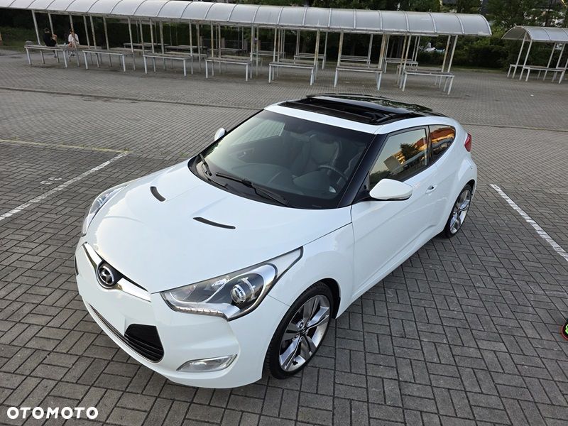 Hyundai Veloster 1.6 Premium - 4