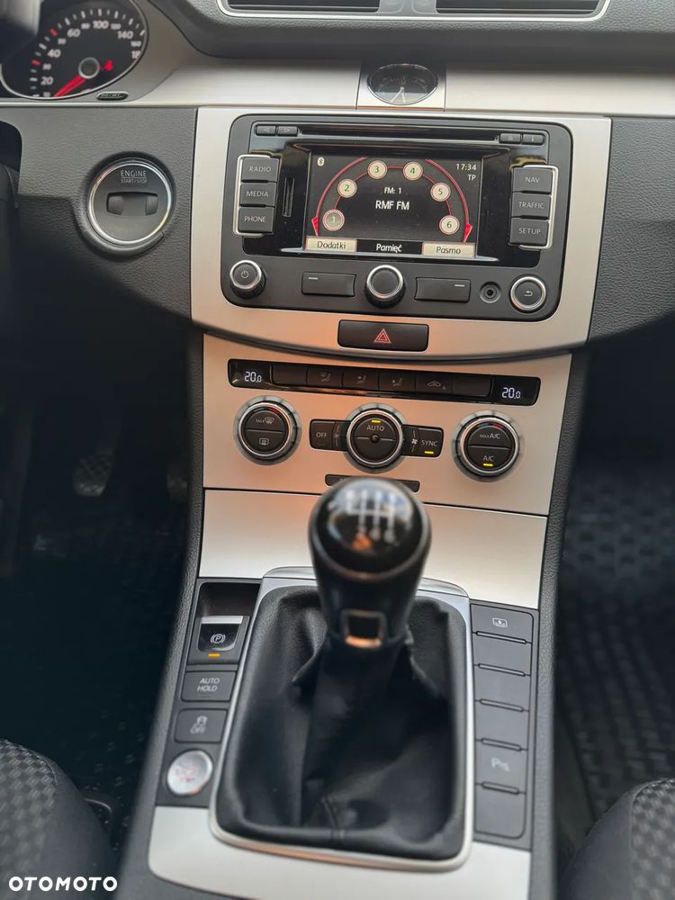 Volkswagen Passat 1.4 TSI Trendline - 34