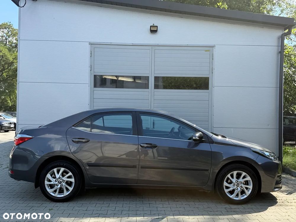 Toyota Corolla 1.6 Premium - 3
