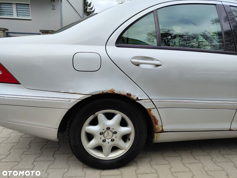 Mercedes-Benz Klasa C 220 CDI Elegance - 12