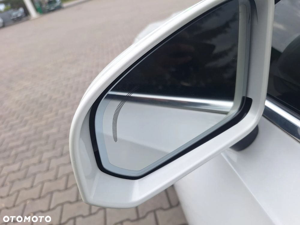 Volvo S90 T6 AWD Momentum - 31