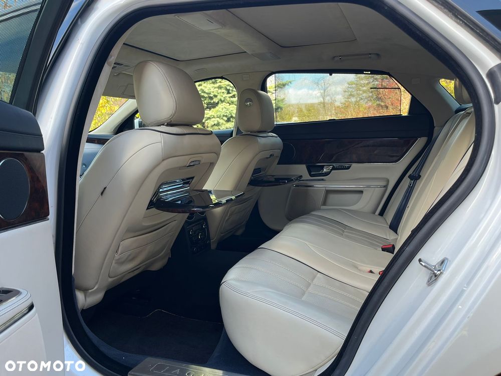 Jaguar XJ 5.0 V8 Premium Luxury - 26