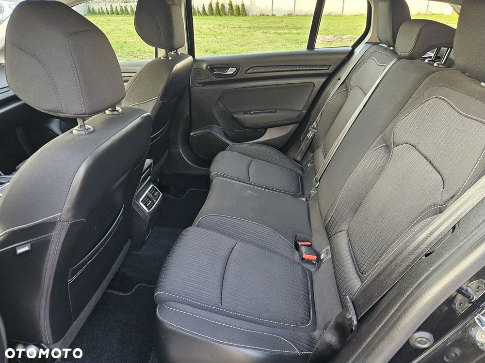 Renault Megane TCe 140 GPF EDC TECHNO - 23