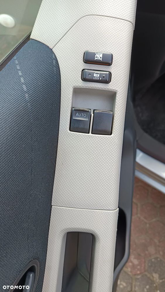 Toyota Yaris 1.3 Luna - 12