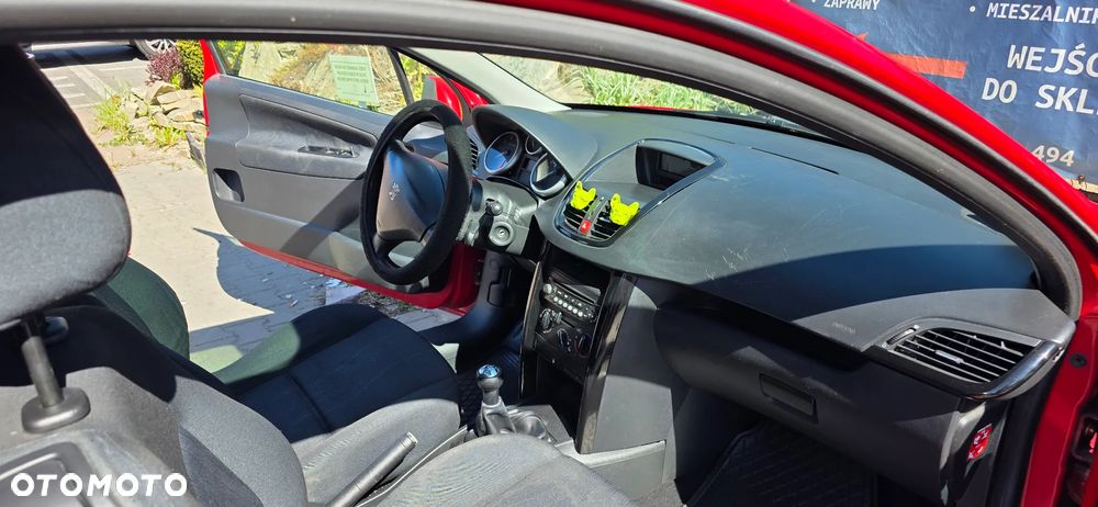 Peugeot 207 - 9