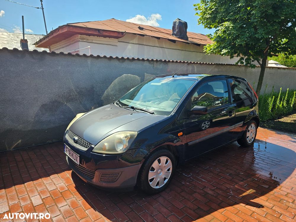 Ford Fiesta 1.3i - 1