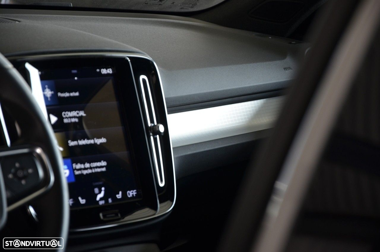 Volvo XC 40 1.5 T2 Plus Dark Auto - 7