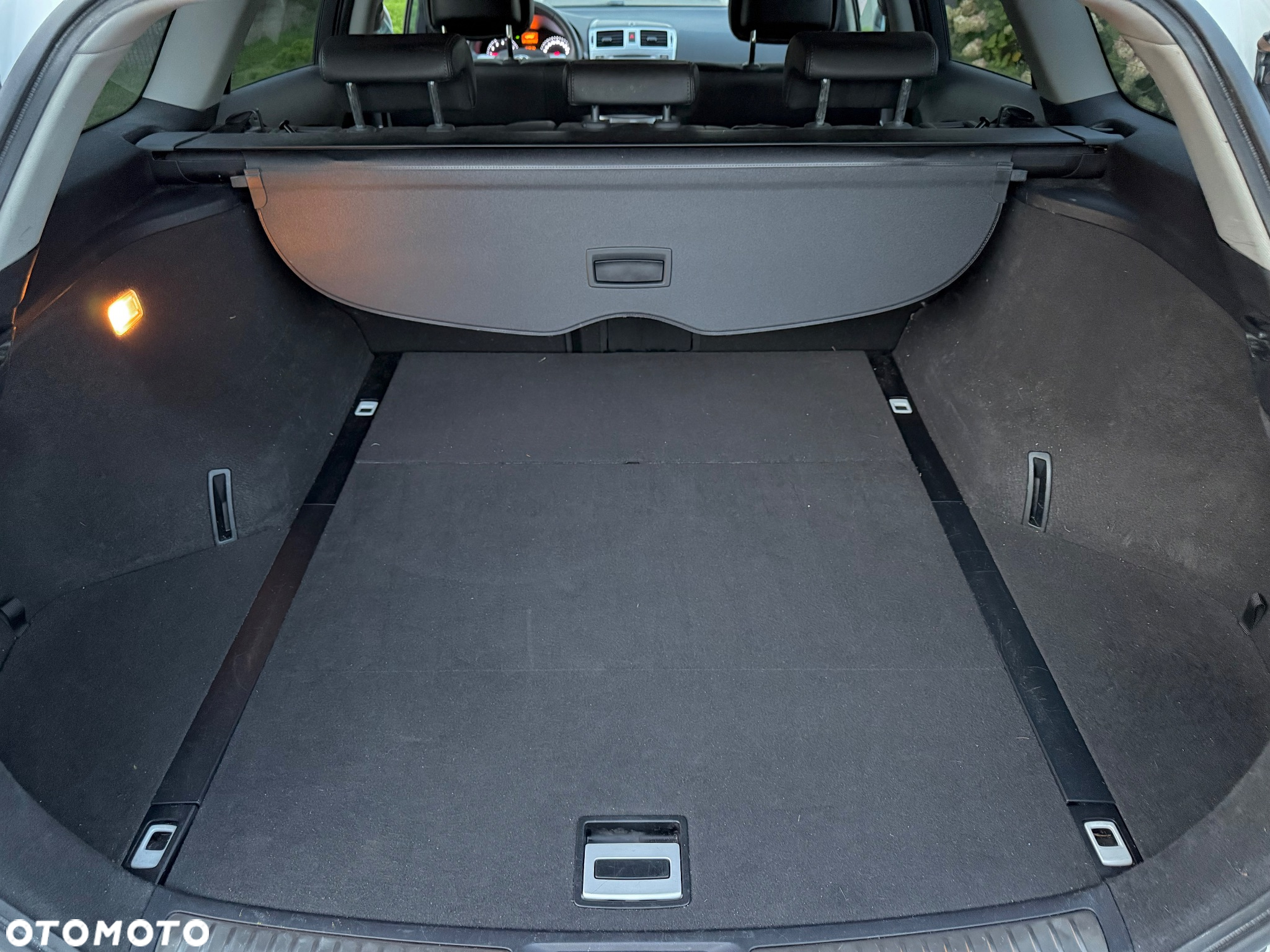Toyota Avensis Combi 1.8 Edition - 24
