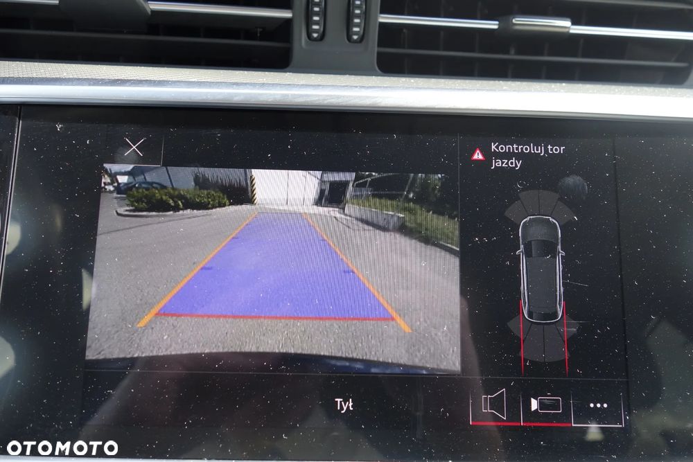 Audi A6 Avant 40 TDI quattro S tronic S line - 31