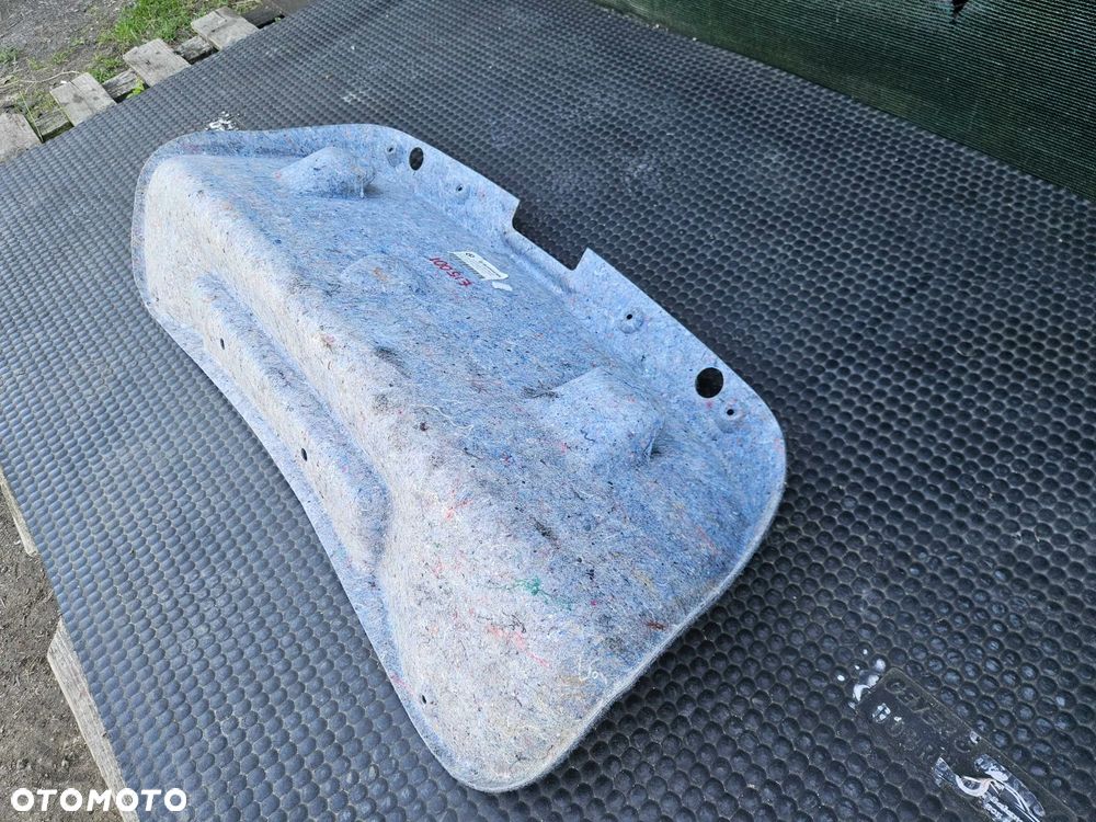 Tapicerka Klapa Osłona Klapy Pas Tylny Bagażnika Plastik BMW 3 E90 LCI 2009r - 38