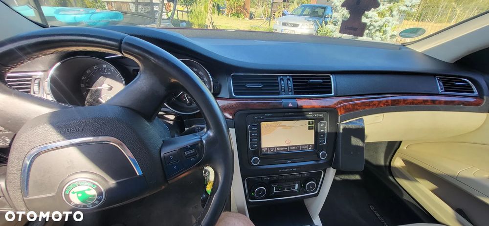 Skoda Superb 2.0 TDI Elegance - 7