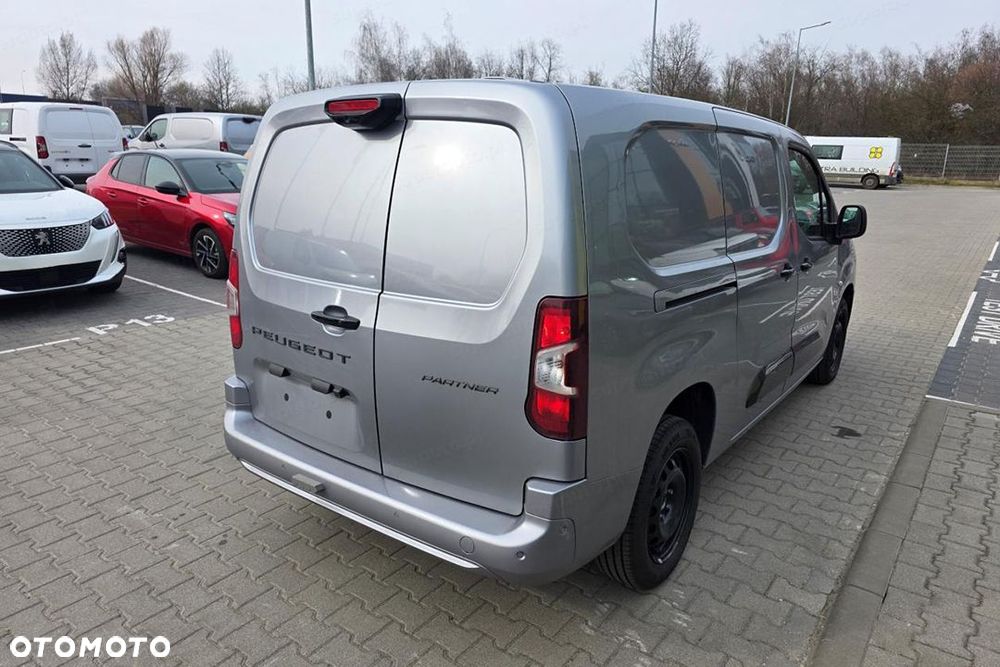 Peugeot Partner Van XL L2H1 EAT8 1.5 130KM - 6