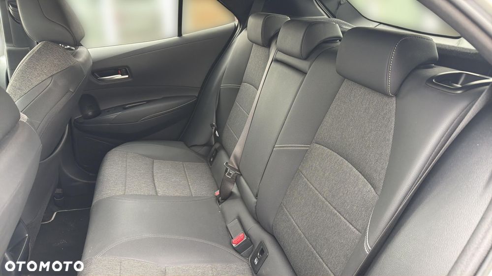 Toyota Corolla 1.8 Hybrid Style - 14