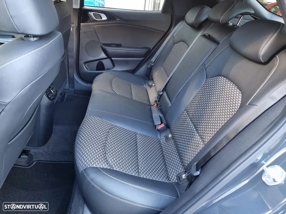 Kia XCeed 1.4 T-GDI Tech - 21