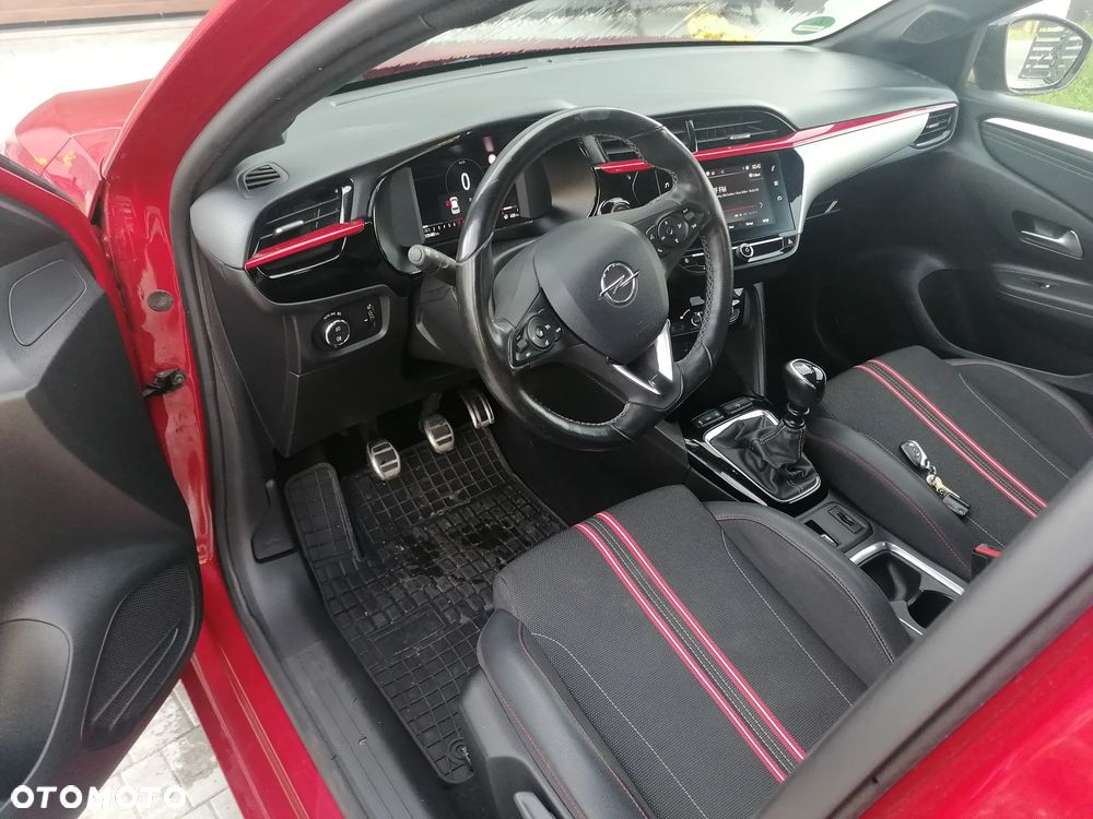 Opel Corsa 1.2 Direct Injection Turbo GS - 11