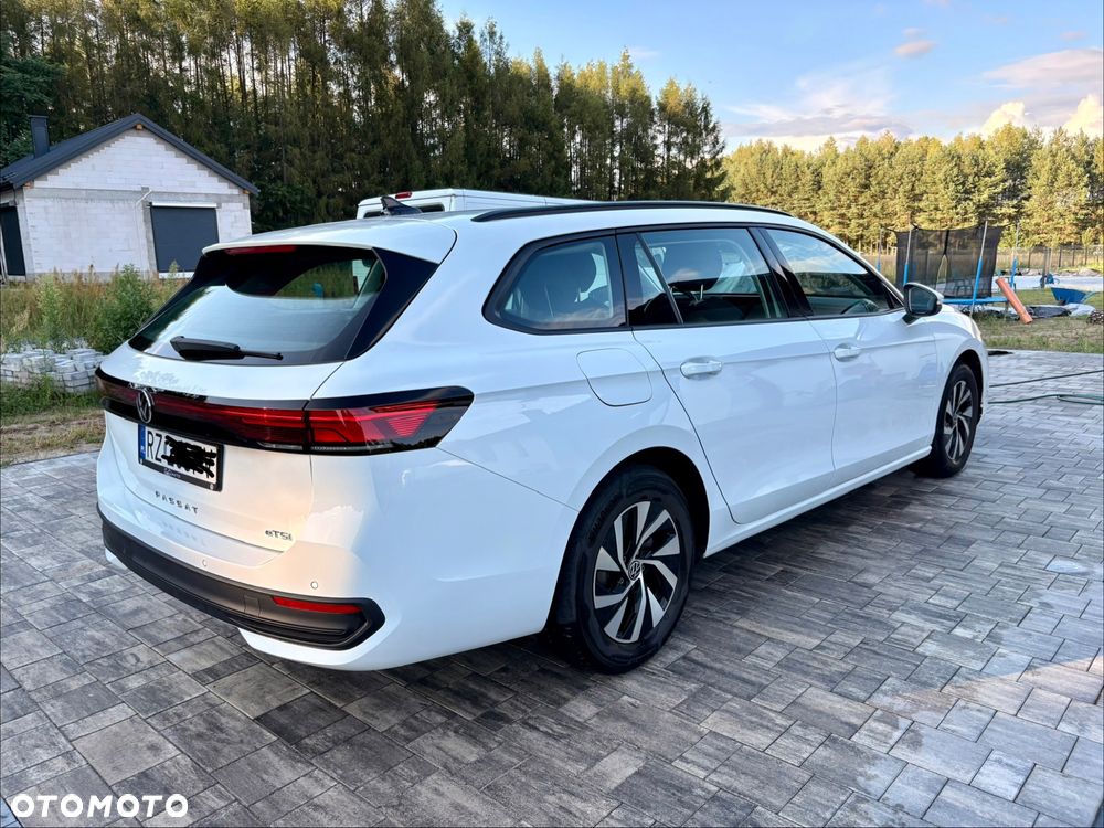 Volkswagen Passat - 7