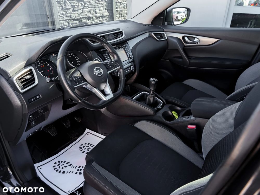 Nissan Qashqai 1.6 DIG-T N-Connecta - 15