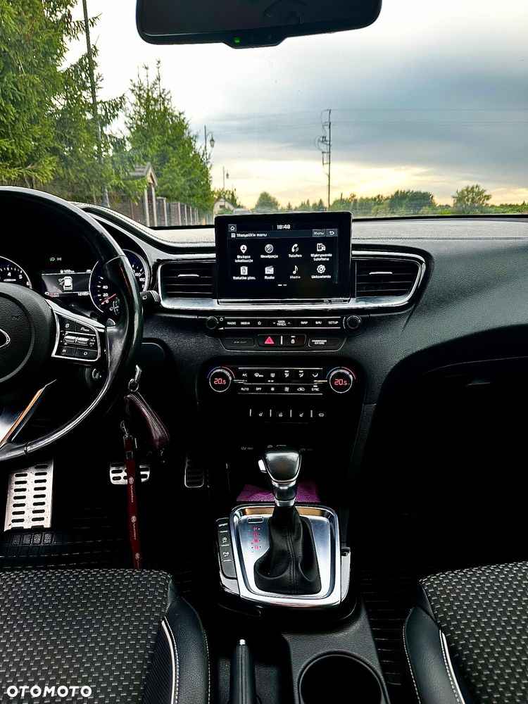 Kia Ceed 1.4 T-GDI L Business Line DCT - 22