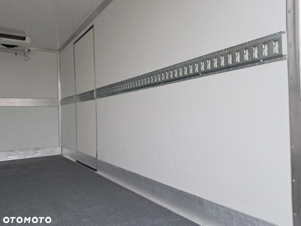 Iveco 50C18 Chłodnia Thermo-King 8-palet Salon Polska - 11