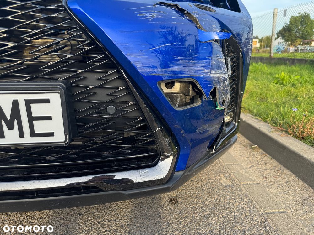 Lexus UX 300h F Sport - 11