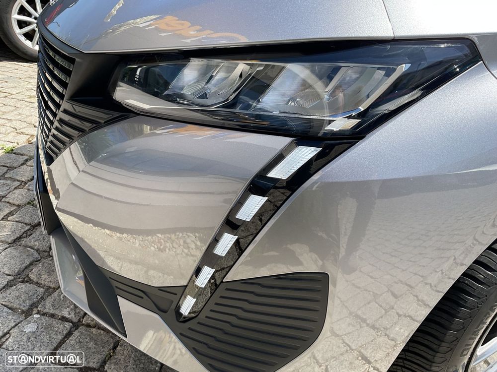 Peugeot 308 1.2 PureTech Active Pack - 17