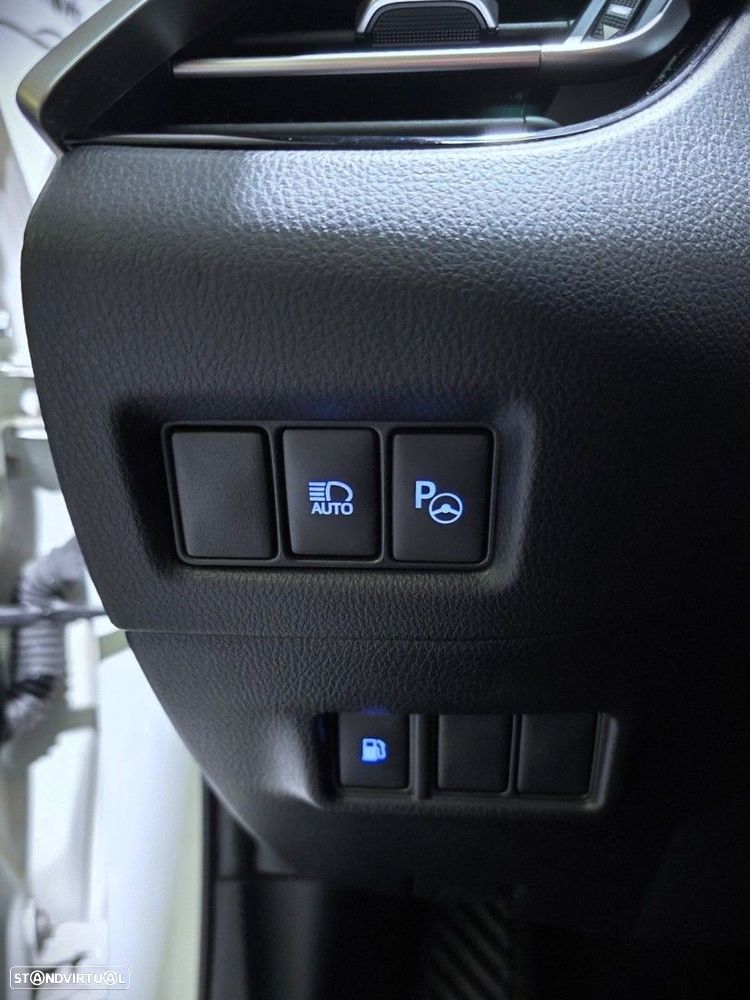 Toyota C-HR 1.8 HSD Lounge - 21