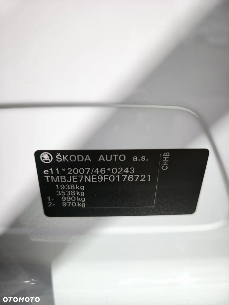 Skoda Octavia 2.0 TSI RS - 26