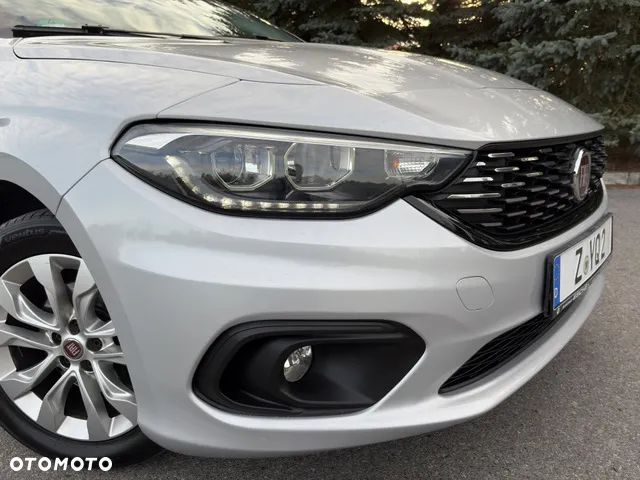 Fiat Tipo 1.4 T-Jet 16v Easy - 12