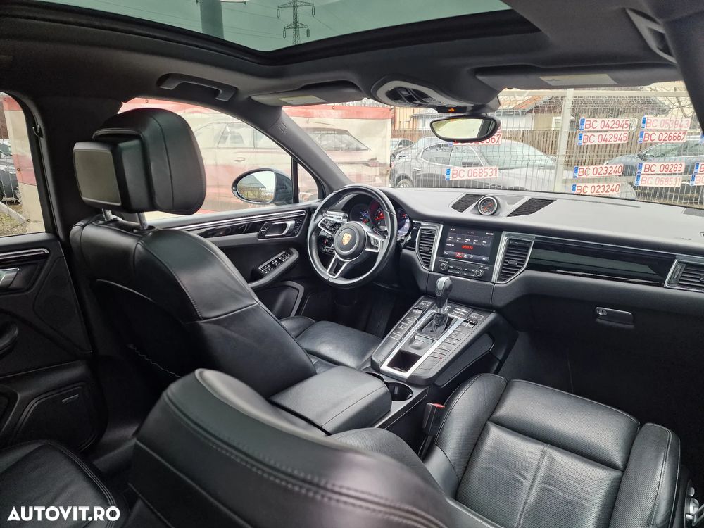Porsche Macan Standard - 10