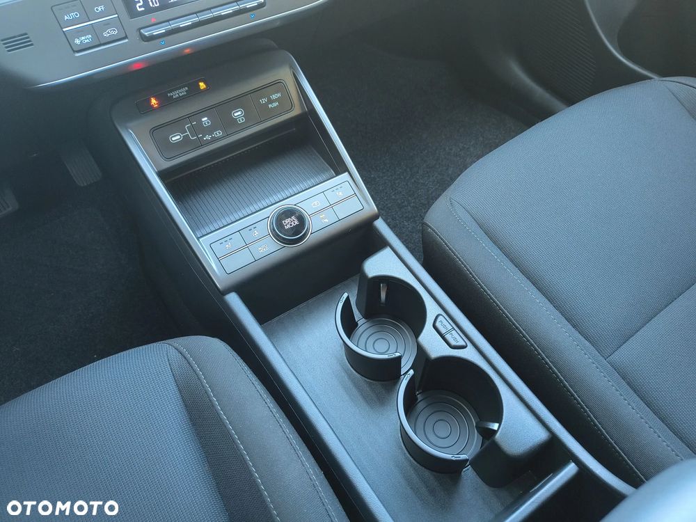 Hyundai Kona - 15