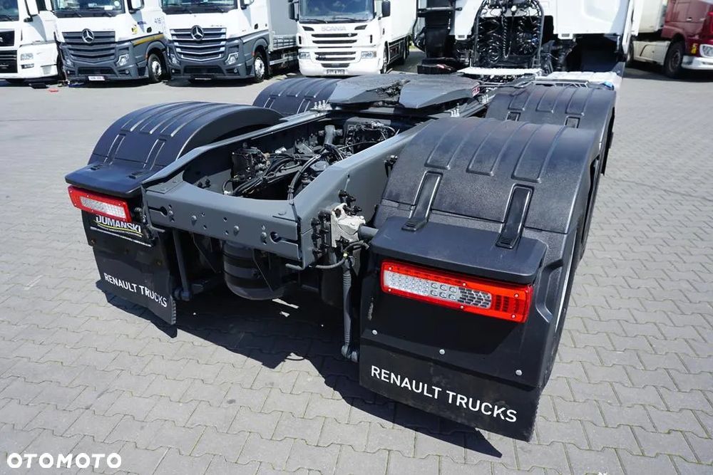 Renault C 520 / EURO 6 / ACC / 6 X 4 / RETARDER / DMC 100 000 KG - 33