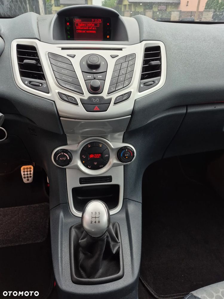 Ford Fiesta 1.25 Titanium - 6