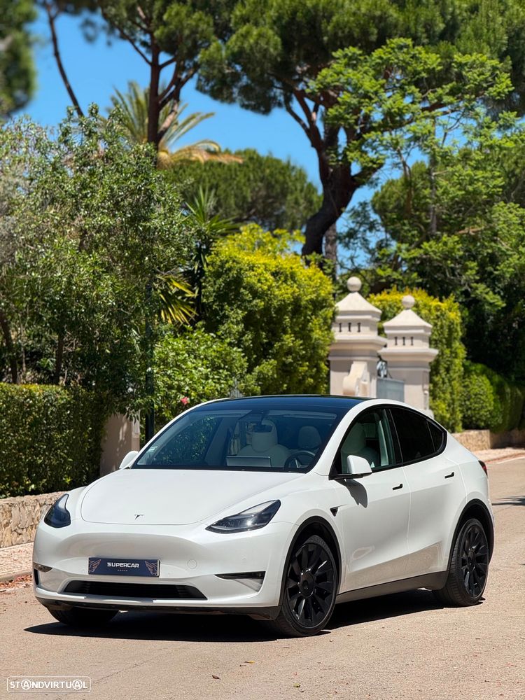 Tesla Model Y Long Range Tração Integral - 24