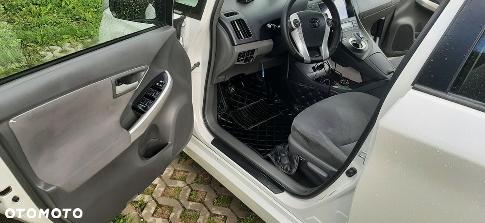 Toyota Prius - 11
