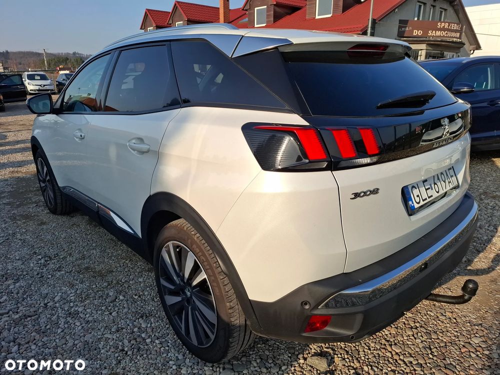 Peugeot 3008 PureTech 130 Stop & Start GPF EAT8 Allure - 11