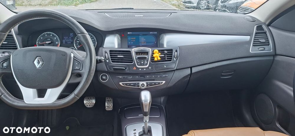 Renault Laguna 3.5 V6 Initiale - 9