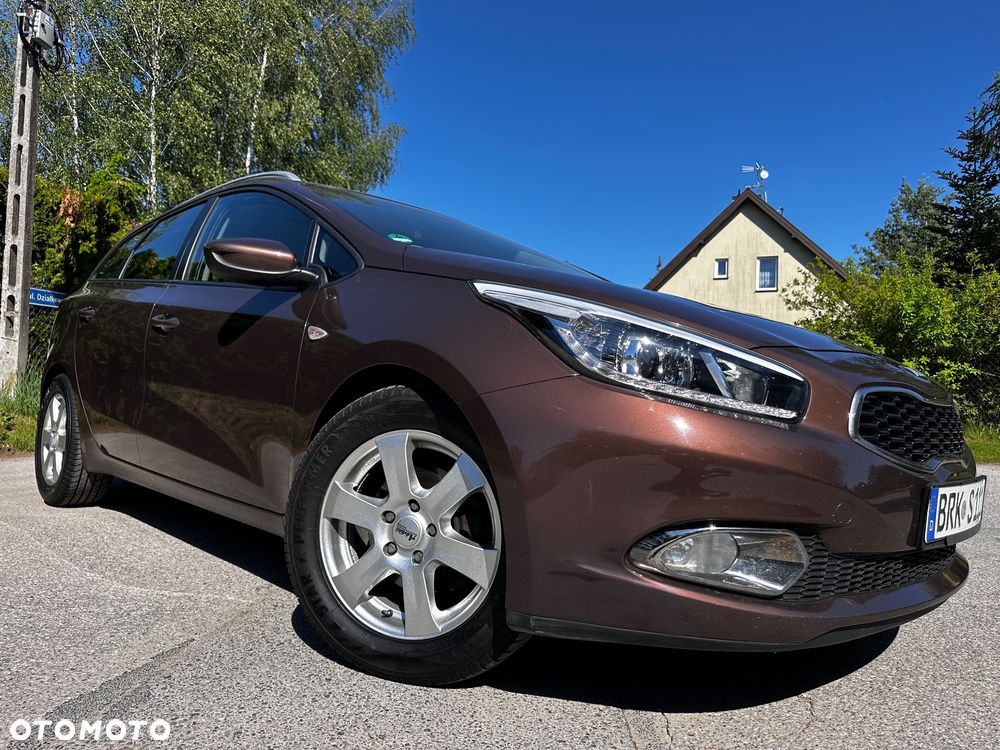 Kia Ceed 1.4 CVVT Attract - 14