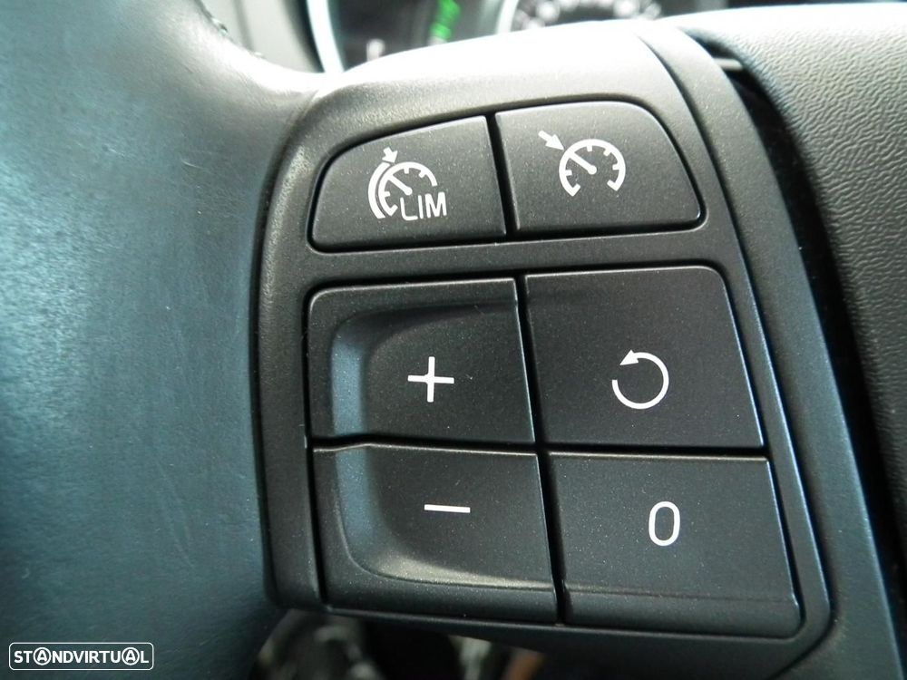 Volvo V40 1.6 D2 Kinetic - 25