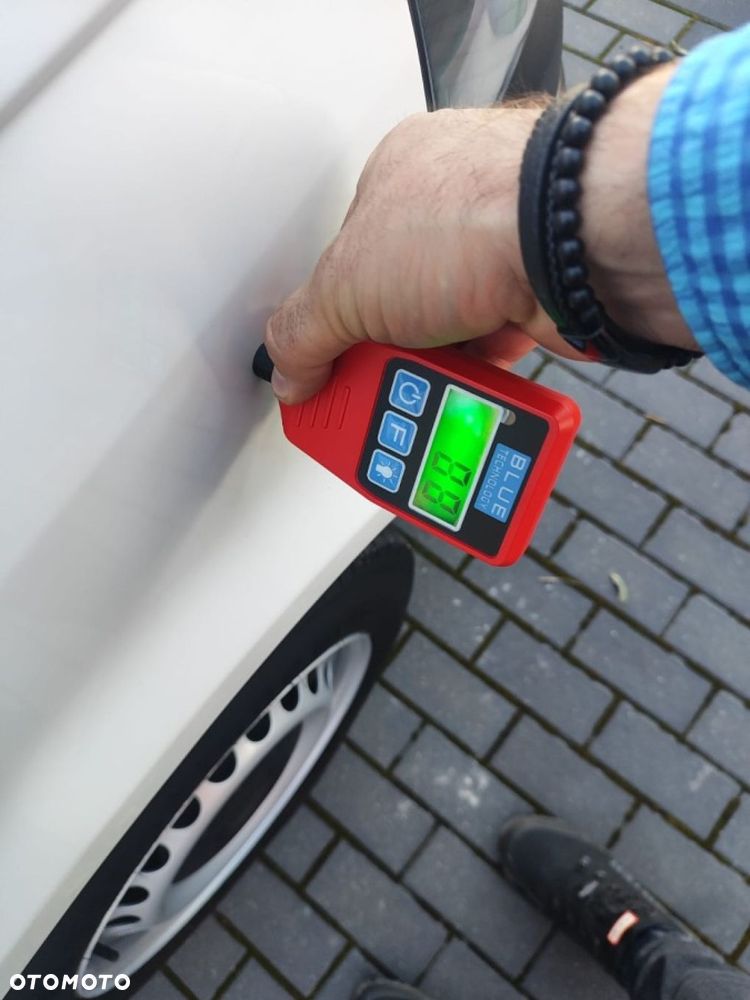 Volkswagen Transporter - 24