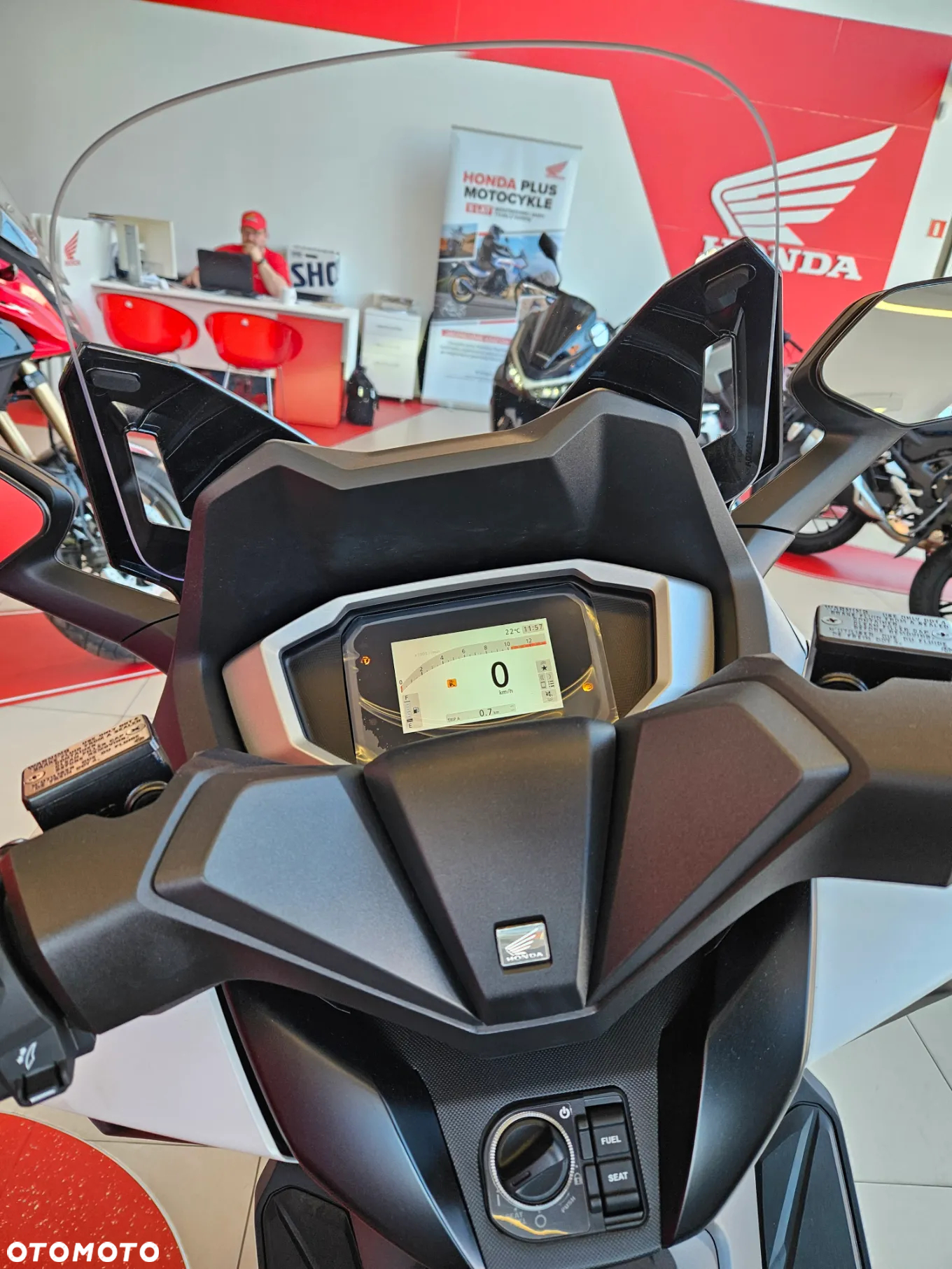 Honda NSS - 8