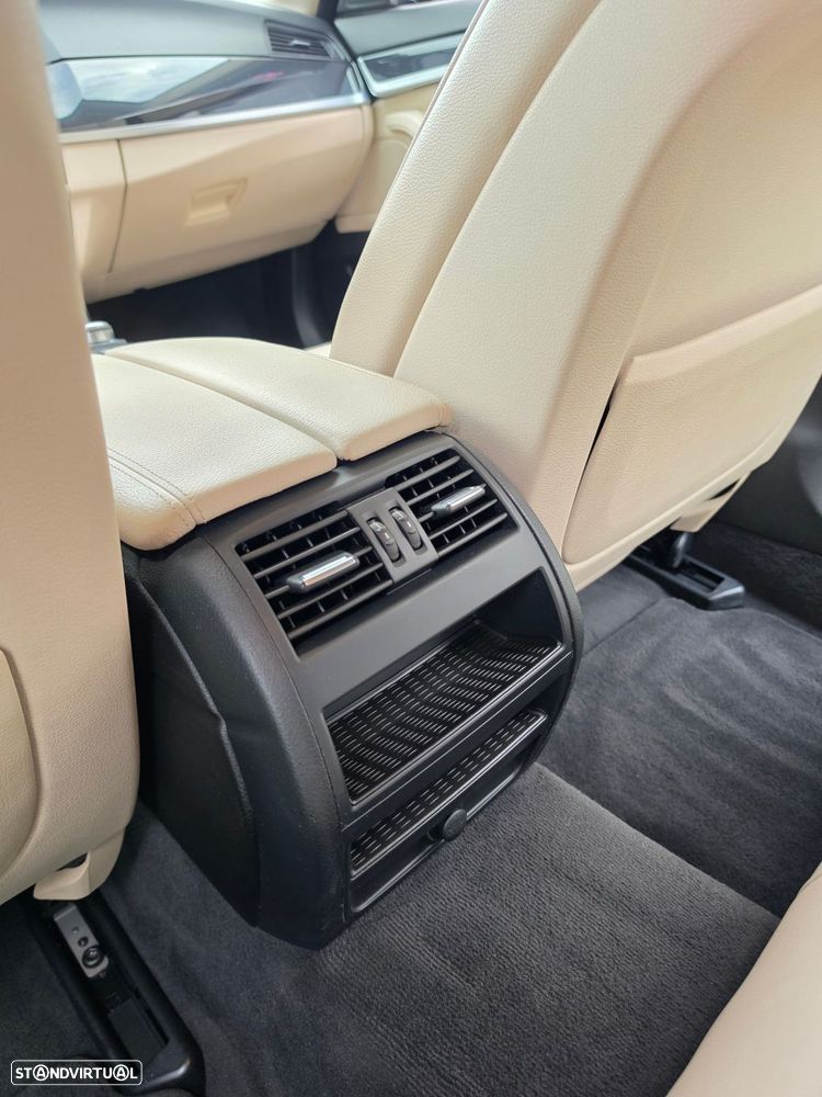 BMW 525 d Auto - 34