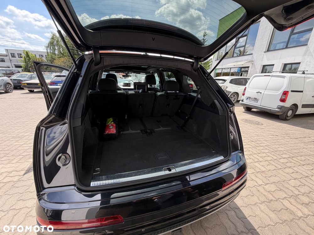 Audi Q7 3.0 TFSI Quattro Tiptronic - 12