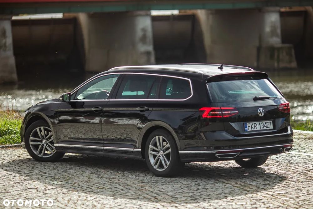 Volkswagen Passat Variant 2.0 TDI SCR DSG Highline - 14