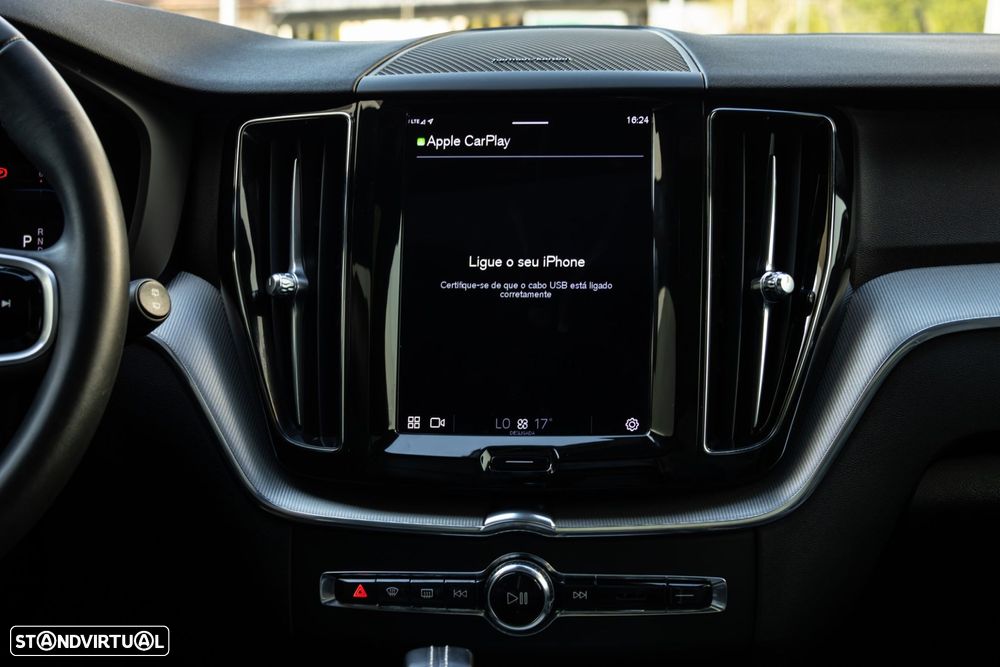 Volvo XC 60 2.0 B4 R-Design Geartronic - 33