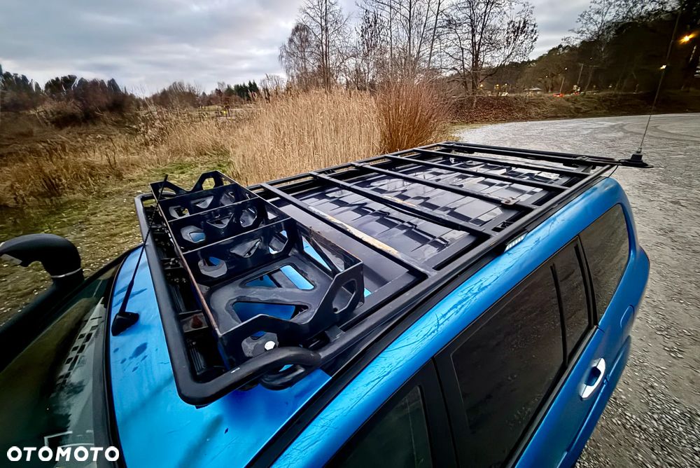 Mitsubishi Pajero Sport - 10