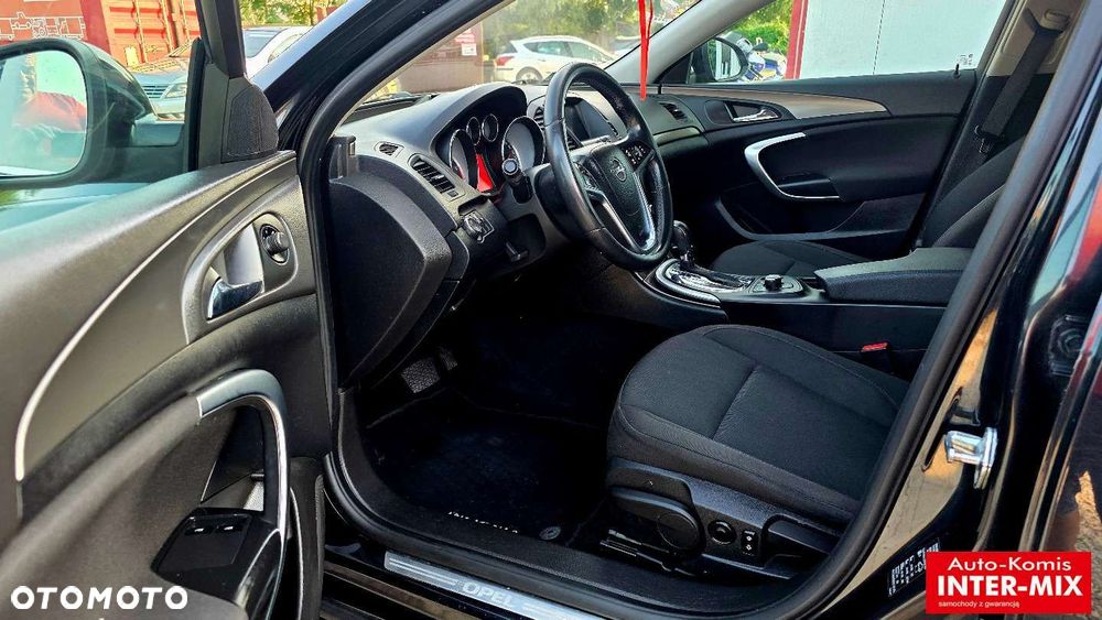 Opel Insignia - 12